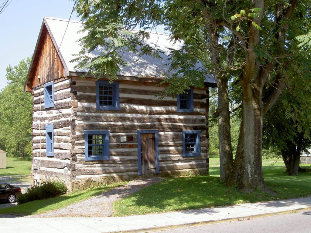 Weavers Cabin at 245 Mercer Street